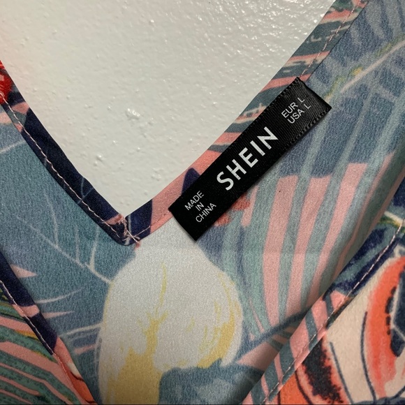 SHEIN Tropical Tank Top Size Large - Picture 2 of 3